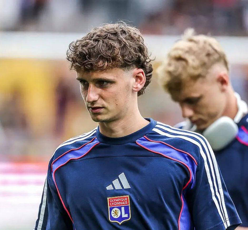 包含利物浦老将扬威顶替禁赛主力,新一代球员崭露头角的词条 包含利物浦老将扬威顶替禁赛主力,新一代球员崭露头角的词条